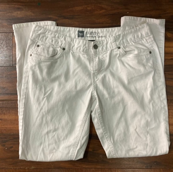 MOSSIMO | Skinny Premium White Denim Pants | Size: 12R - Picture 1 of 4